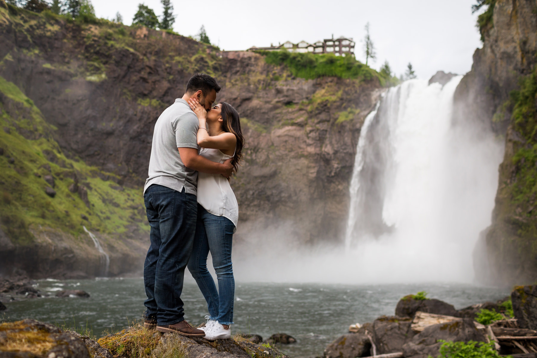 Snoqualmie Falls Engagement Photos