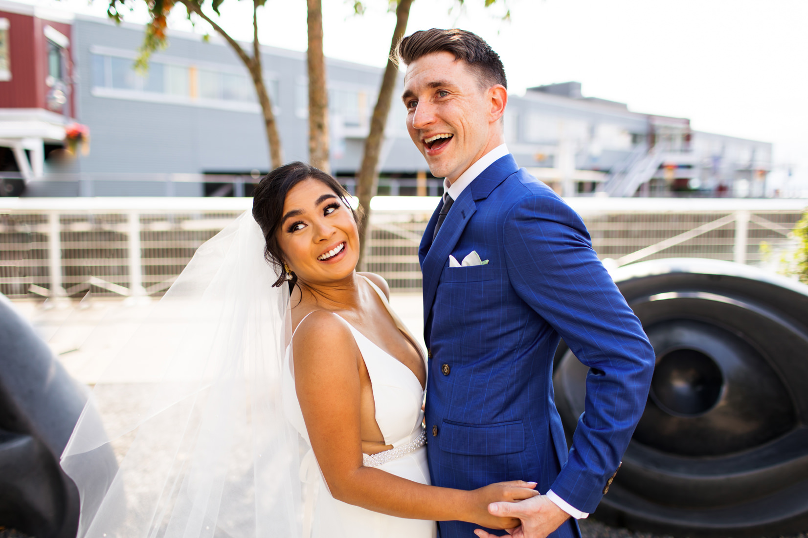 Bell Harbor Seattle Wedding Photos