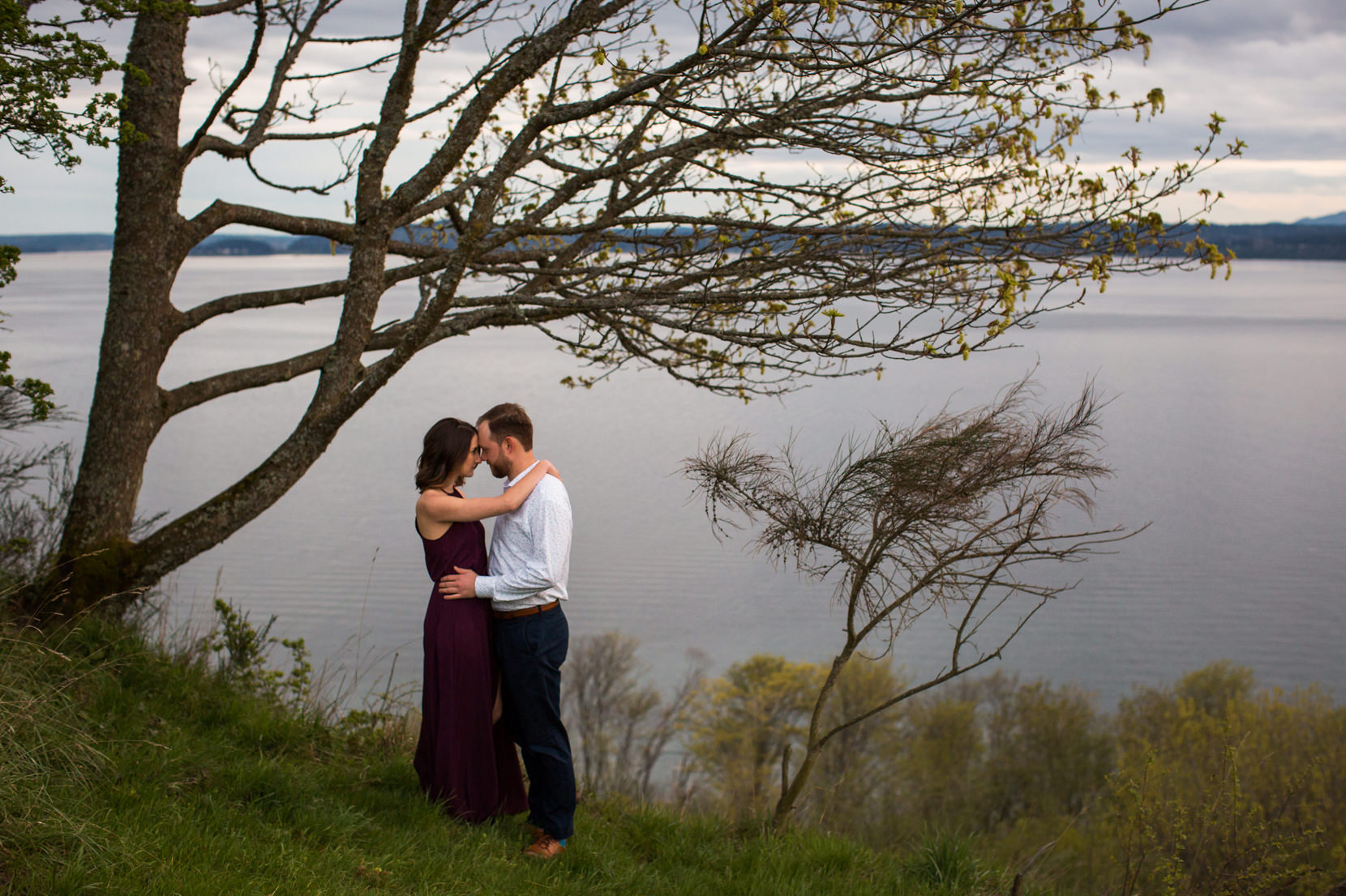 Seattle Engagement Photographer